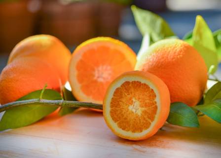 8 Amazing Health Benefits of Oranges You Should Know About